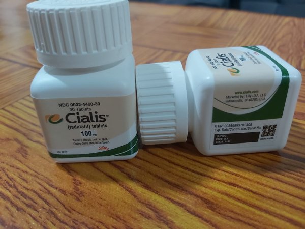 cialis-20-mg-2-botals-back-images